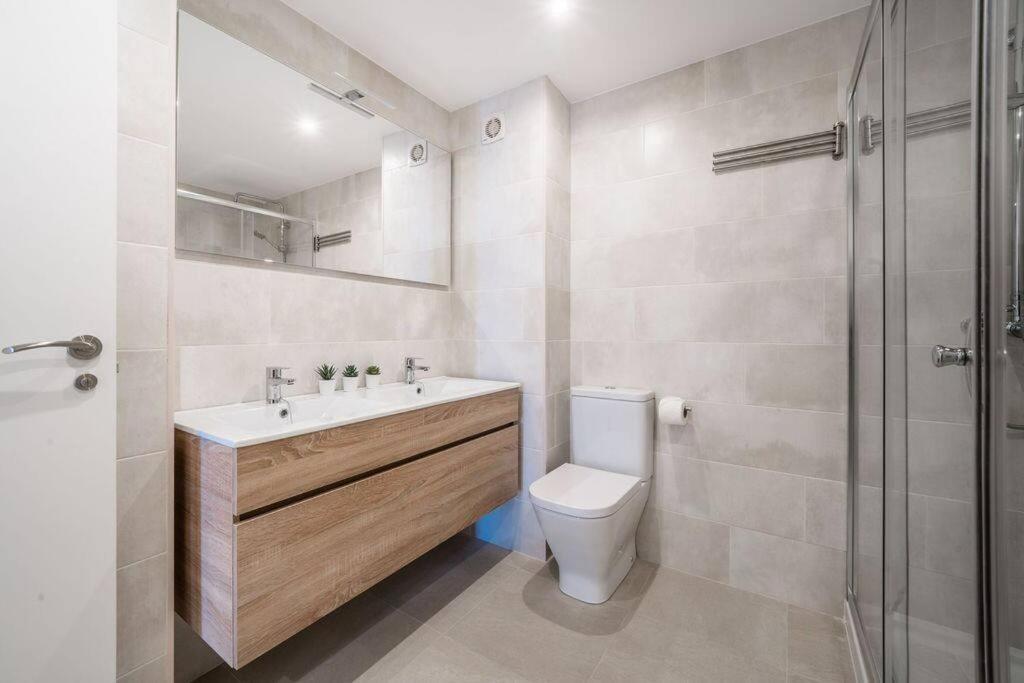 Stunning Fuengirola Gem With City And Sea Views Экстерьер фото