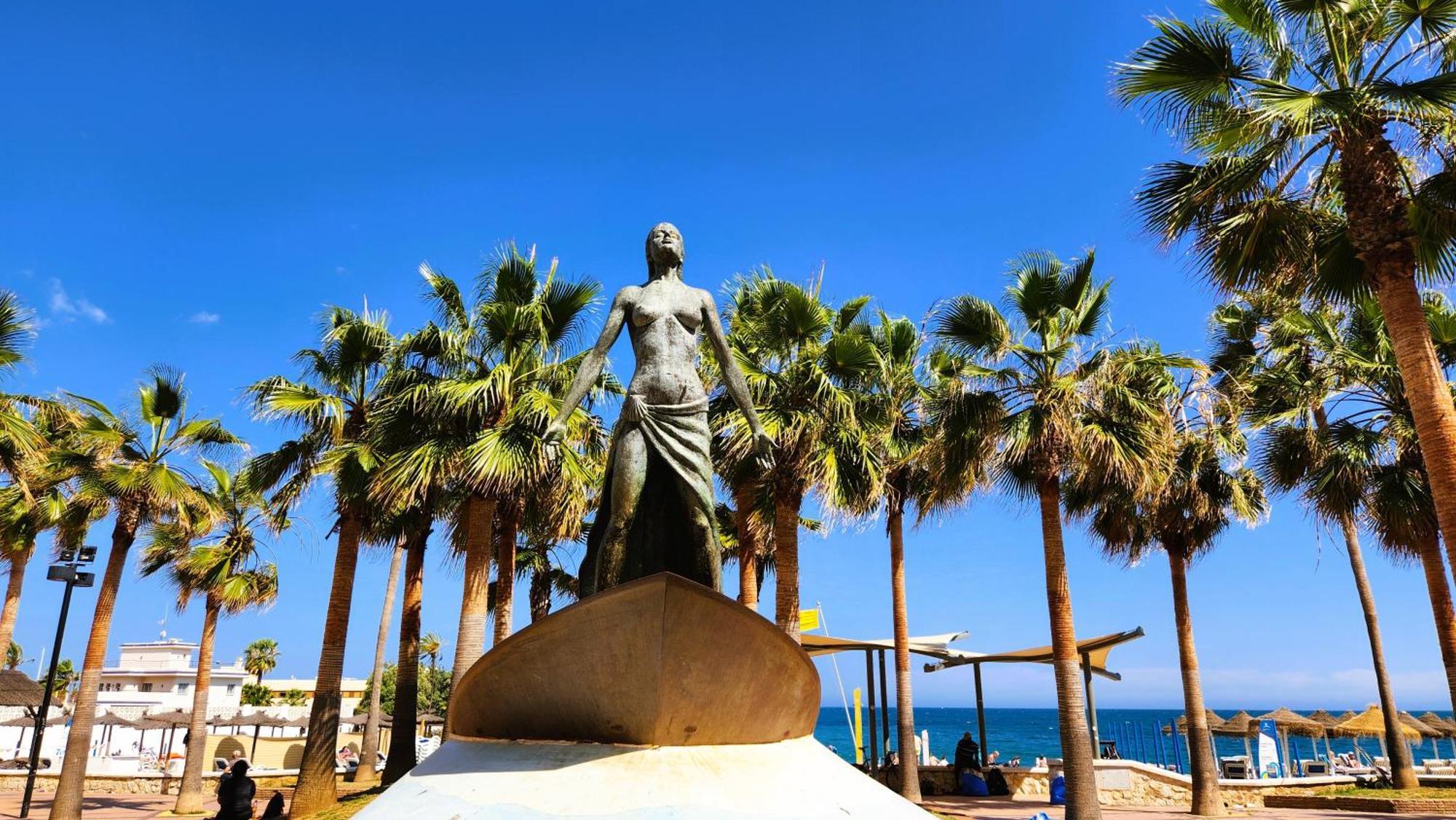 Stunning Fuengirola Gem With City And Sea Views Экстерьер фото